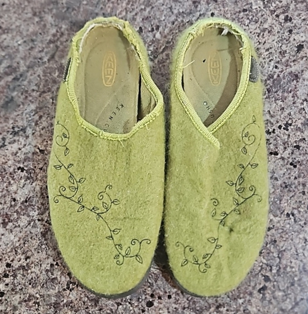 Keen Trillium Slippers Clogs Green Wool Low Top Cush Insoles Women Sz 11